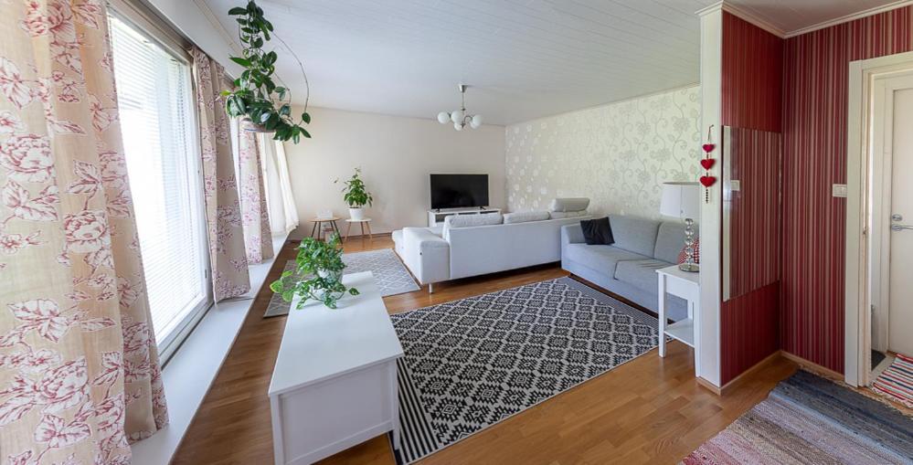 Omakotitalo Keskustan Laehellae Apartment Joensuu Bagian luar foto